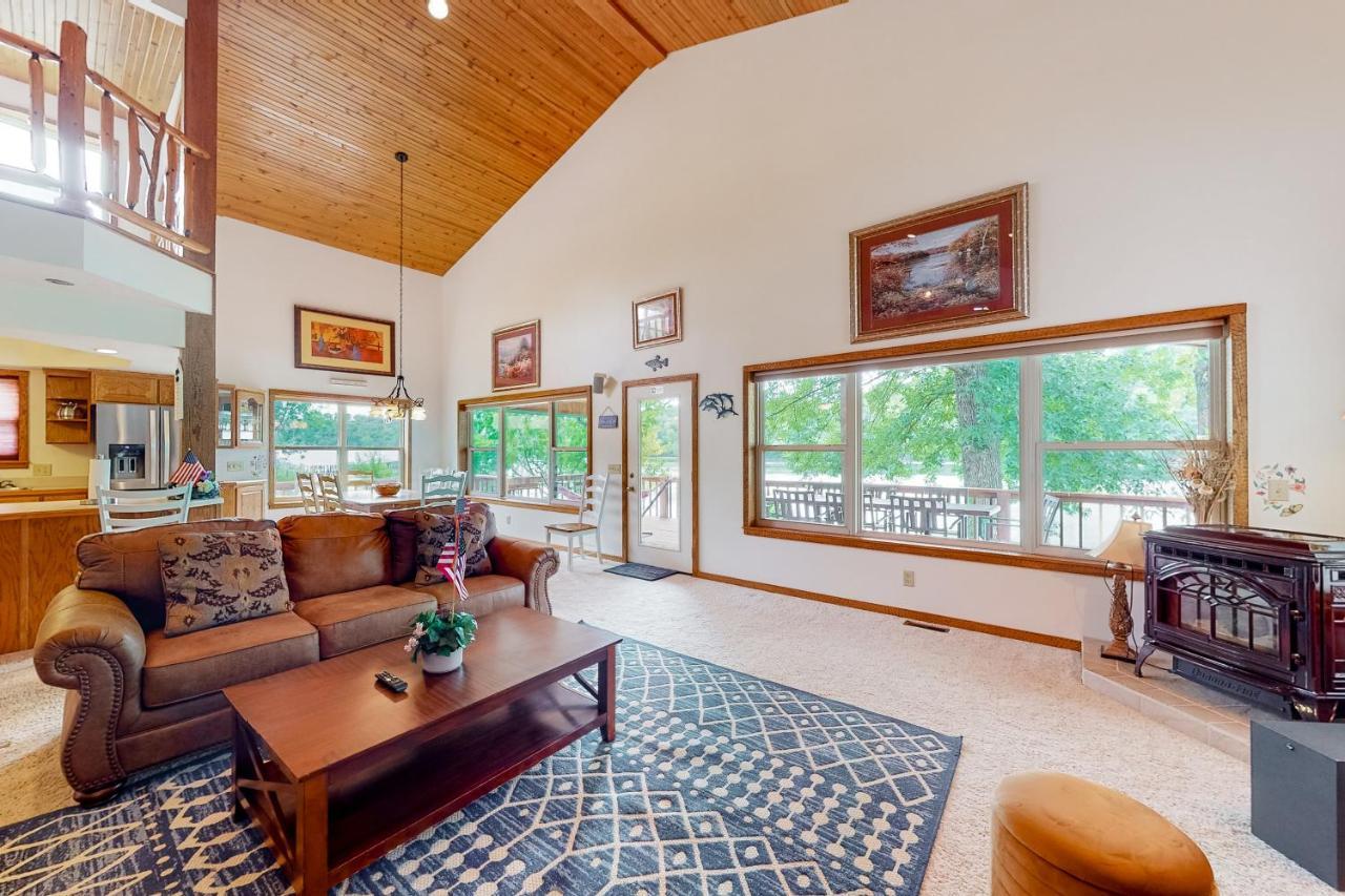 Edgewater Beach Resort 19 Forsyth Экстерьер фото